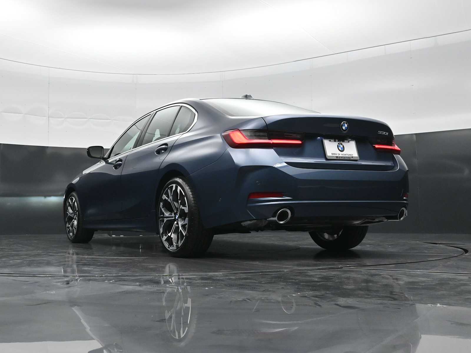 Thumbnail: 2026 BMW 3 Series - 31