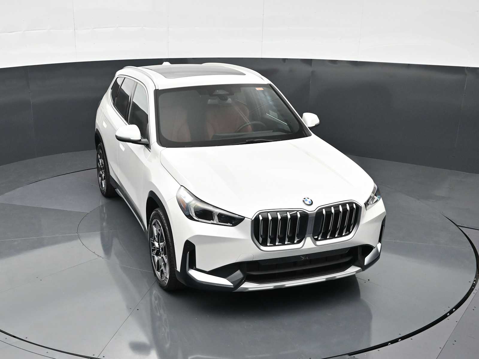 Thumbnail: 2026 BMW X1 - 19