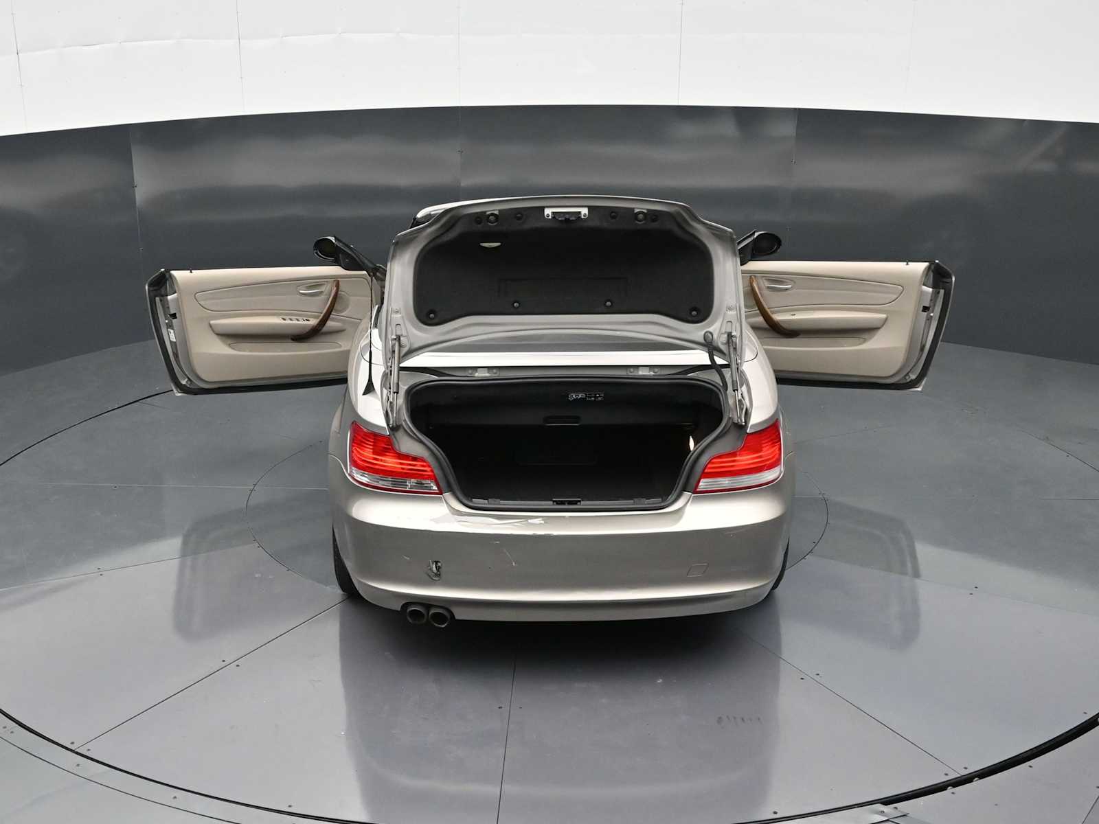 Thumbnail: 2008 BMW 1 Series - 34