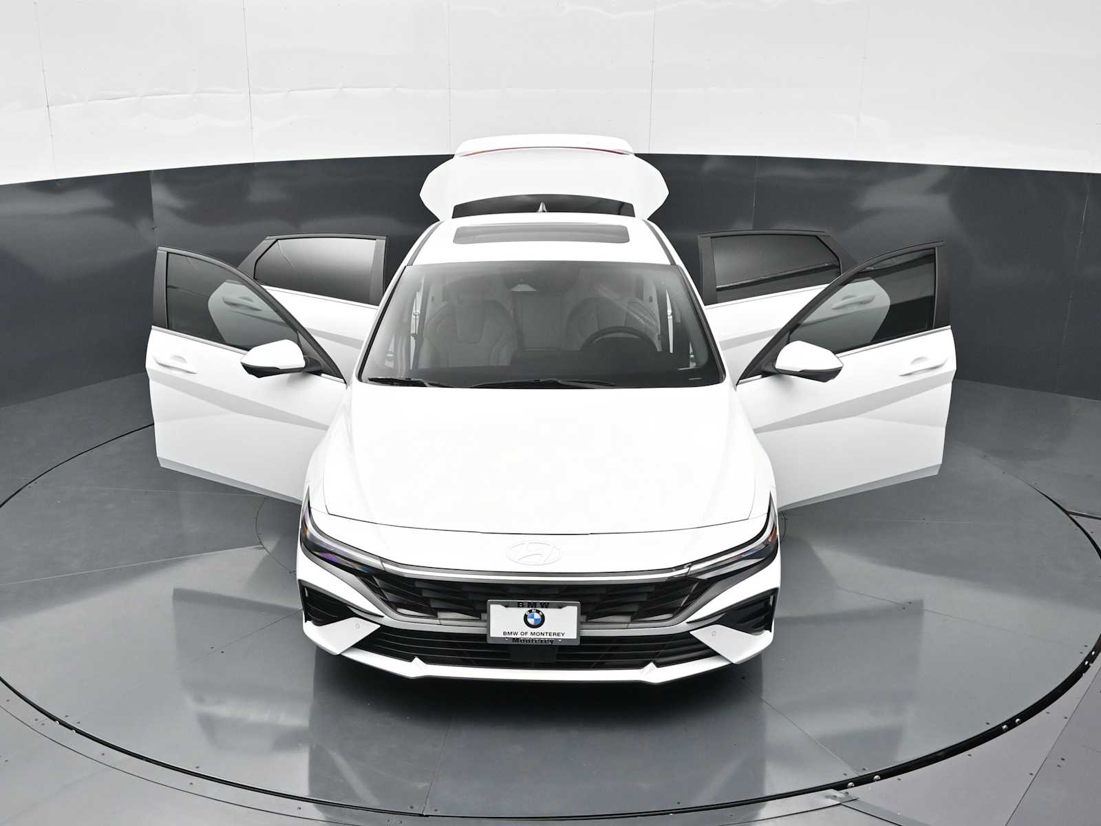 2024 Hyundai Elantra Limited - Photo 33