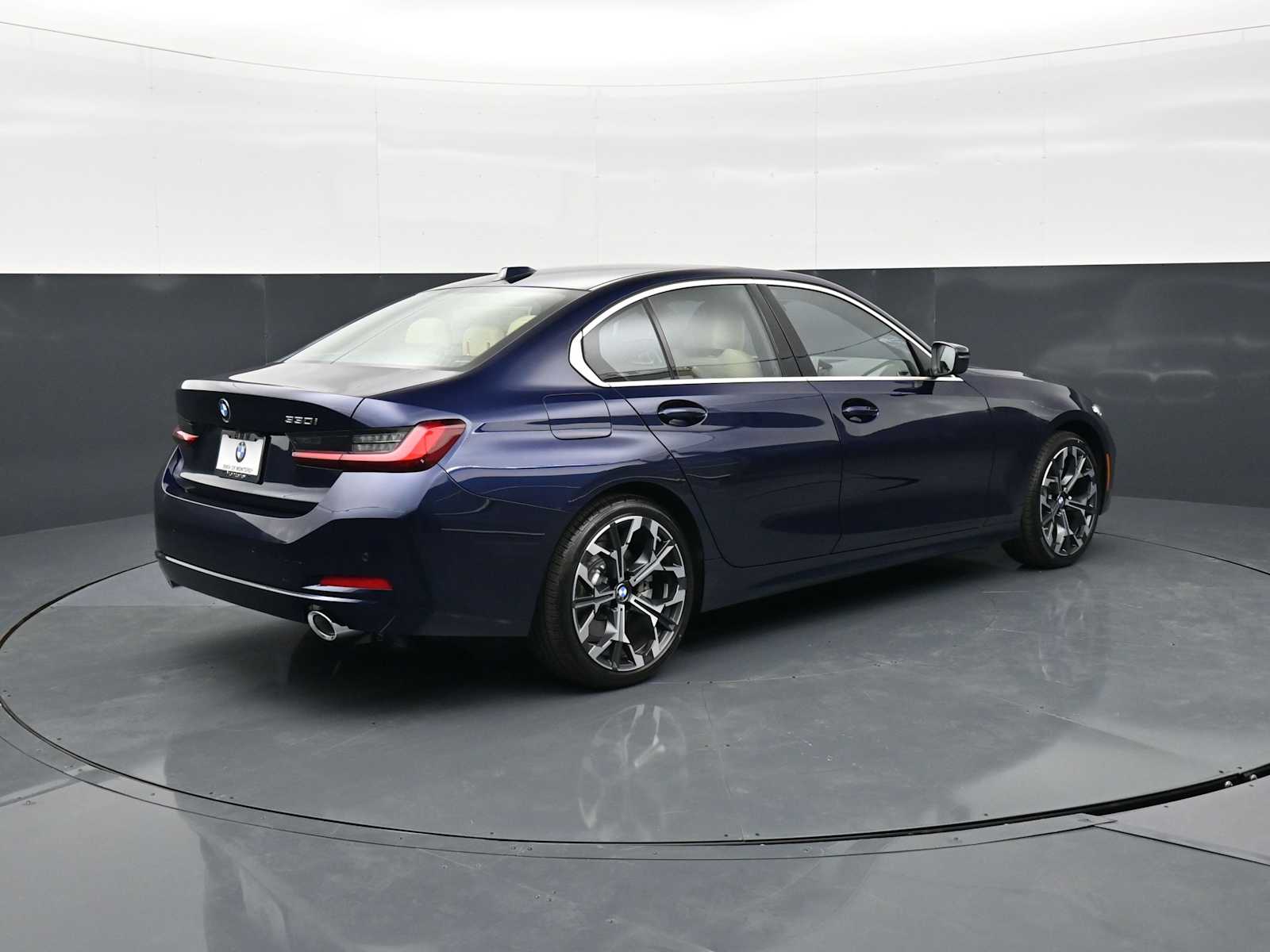 Thumbnail: 2026 BMW 3 Series - 5
