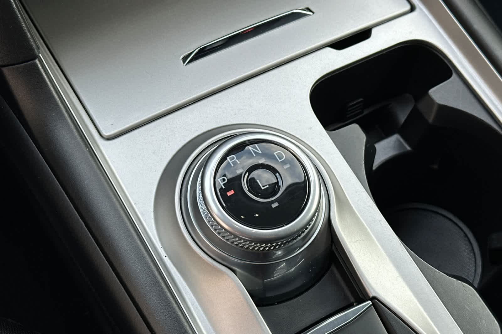 Thumbnail: 2022 Ford Explorer - 24