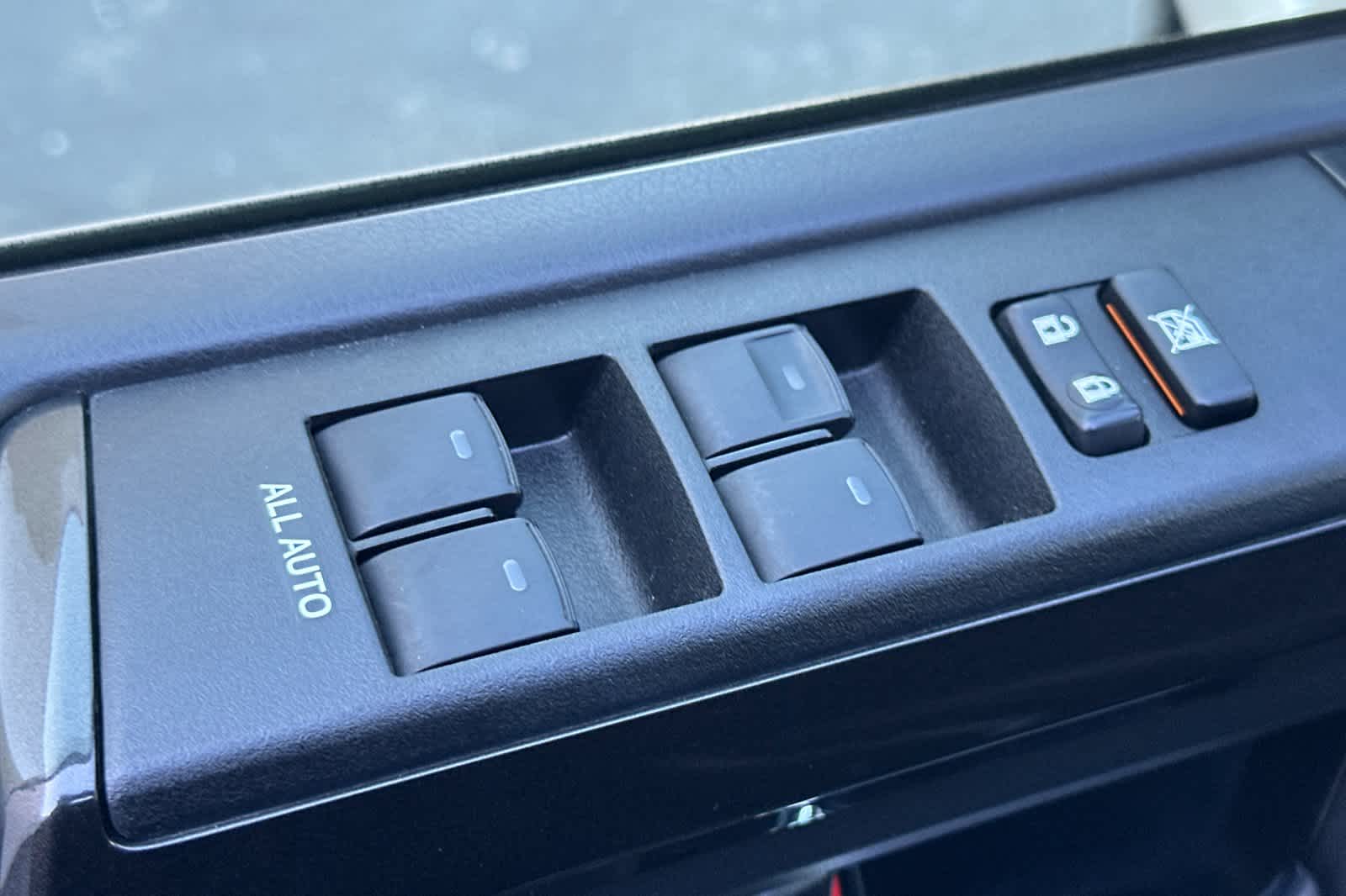 Thumbnail: 2023 Toyota 4Runner - 13