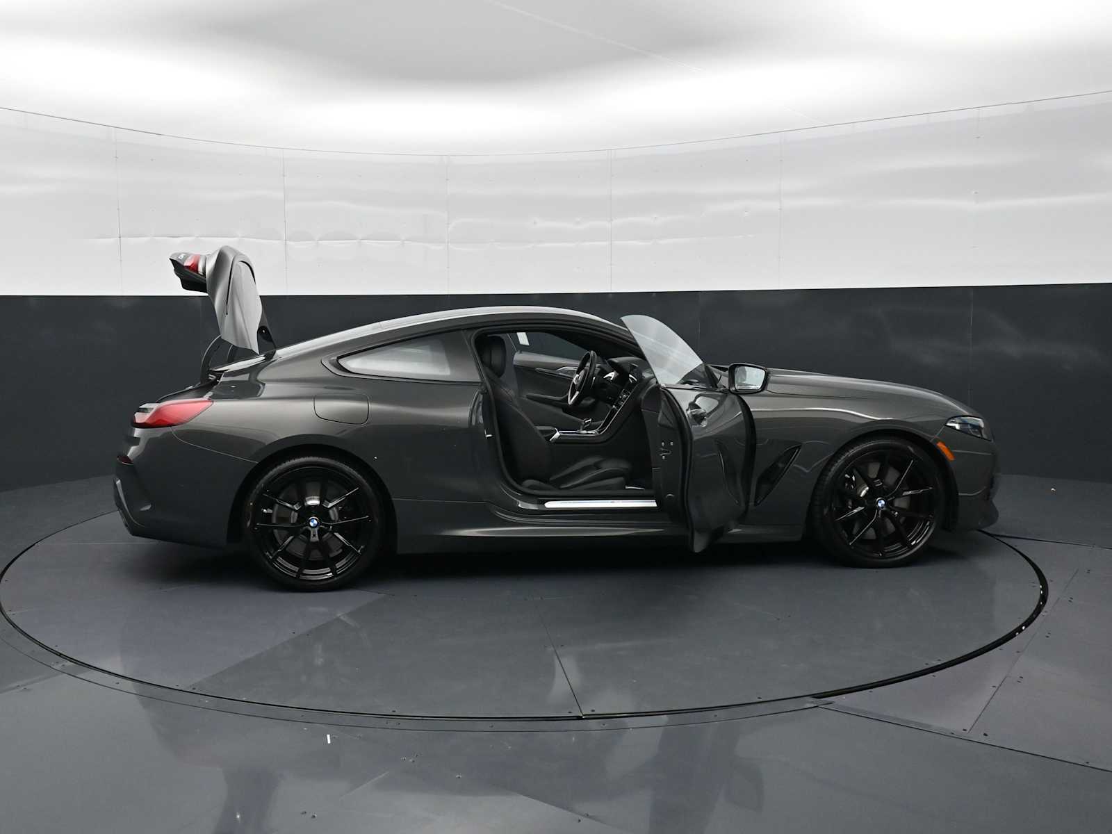 2023 BMW 8 Series 840i - Photo 35