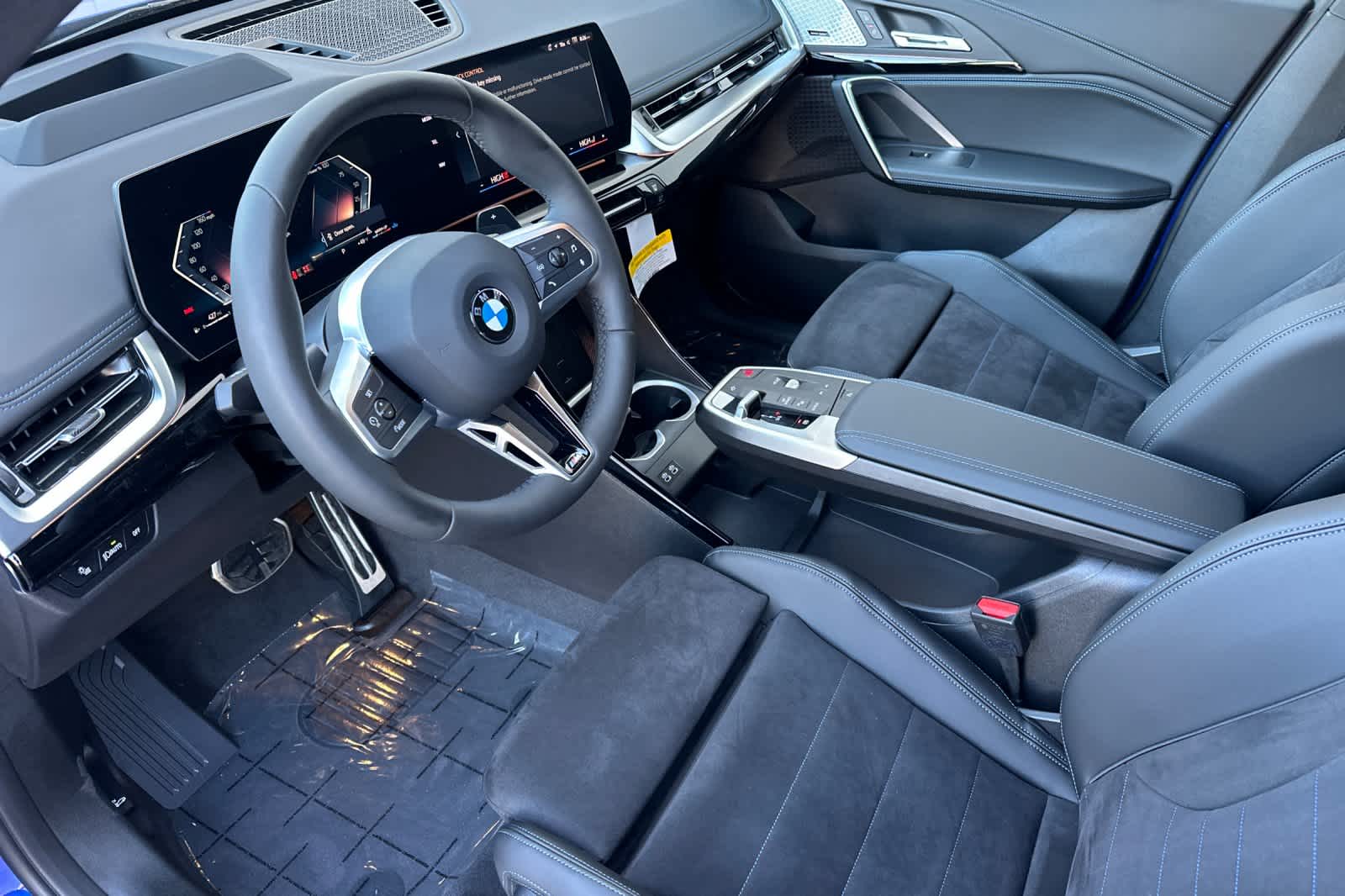 Thumbnail: 2025 BMW X1 - 12