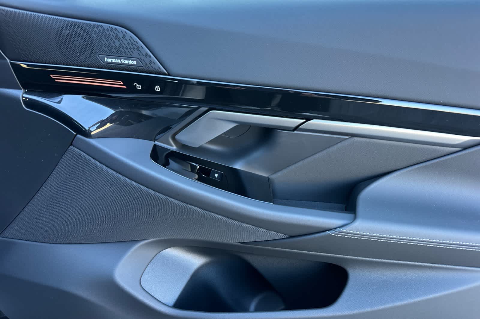 Thumbnail: 2026 BMW 5 Series - 19