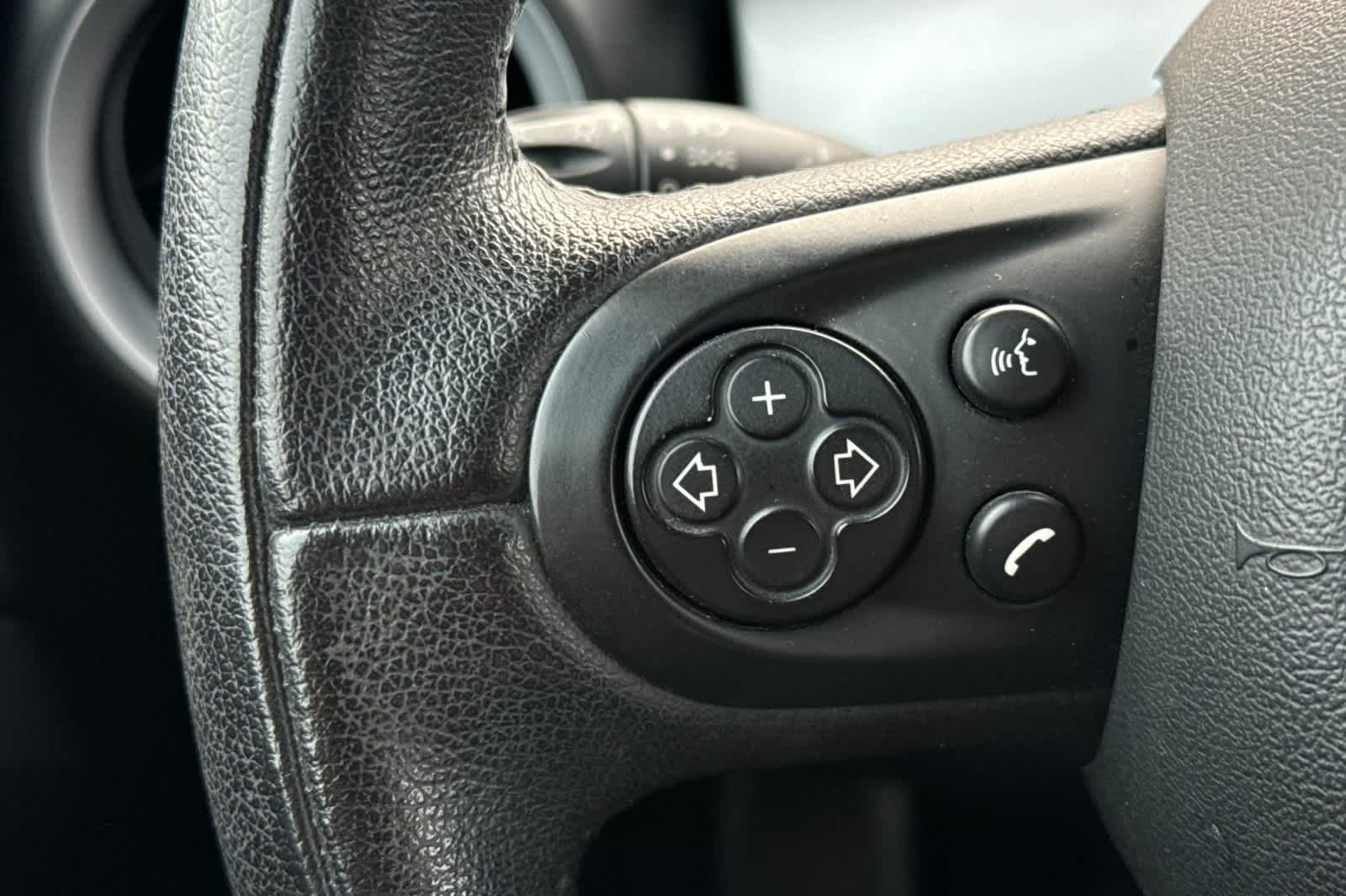 Thumbnail: 2013 MINI Cooper Hardtop - 22