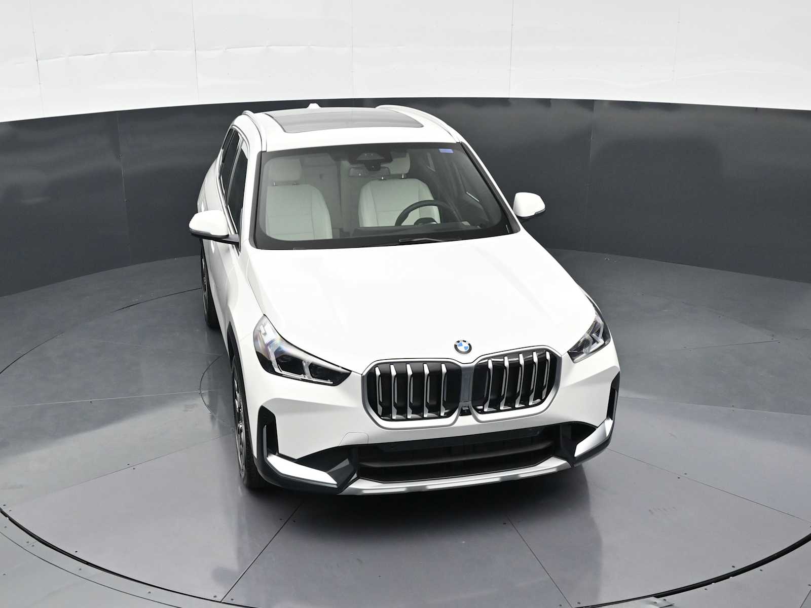 Thumbnail: 2026 BMW X1 - 19