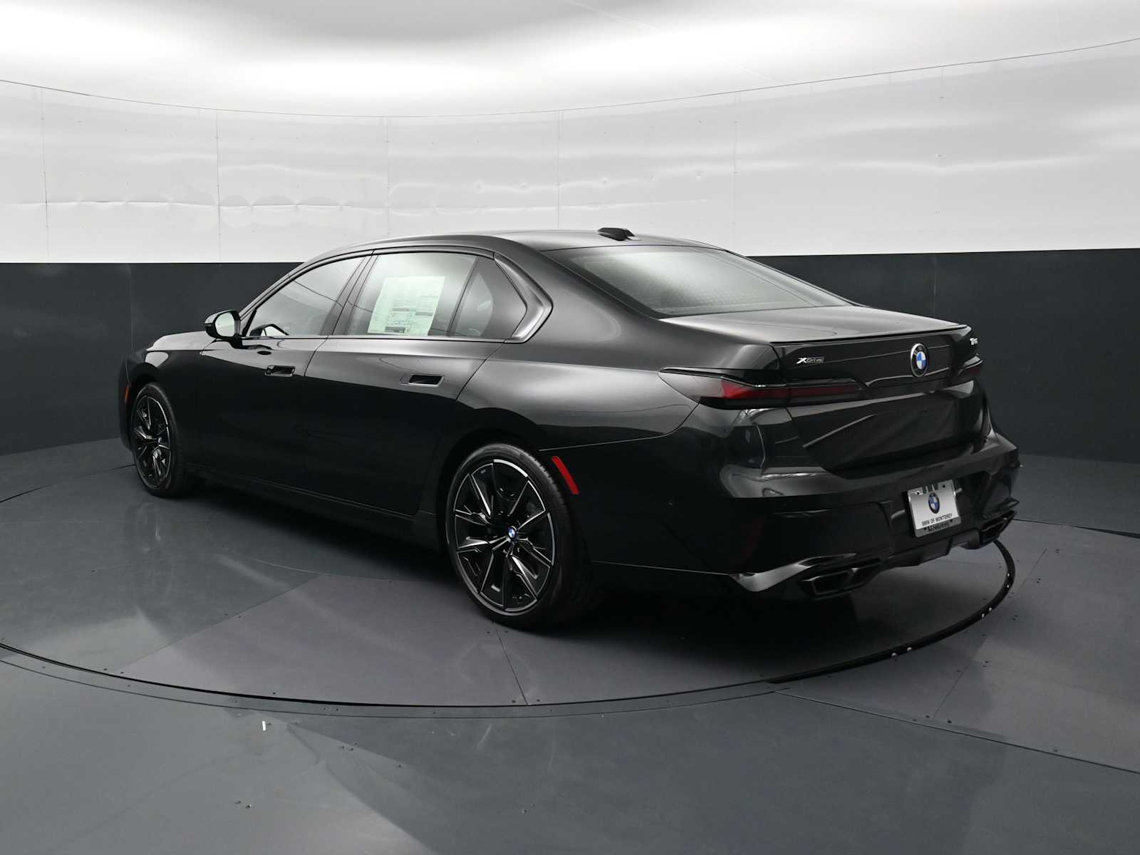 Thumbnail: 2026 BMW 7 Series - 7