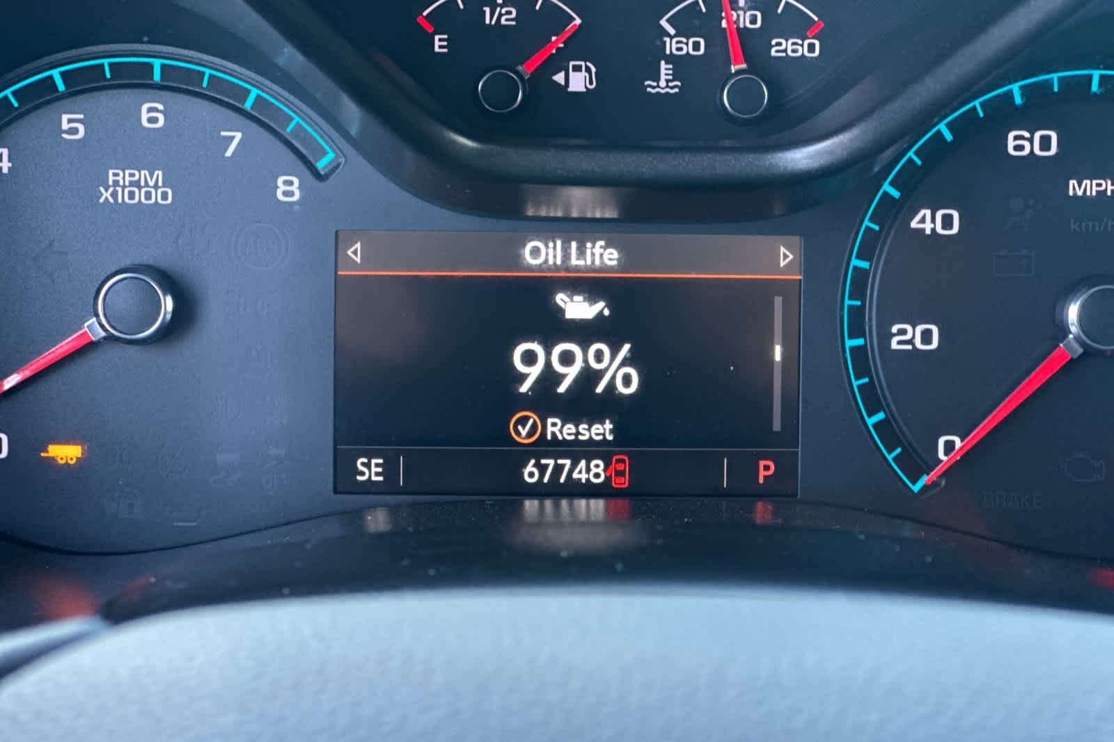 Thumbnail: 2022 Chevrolet Colorado - 29