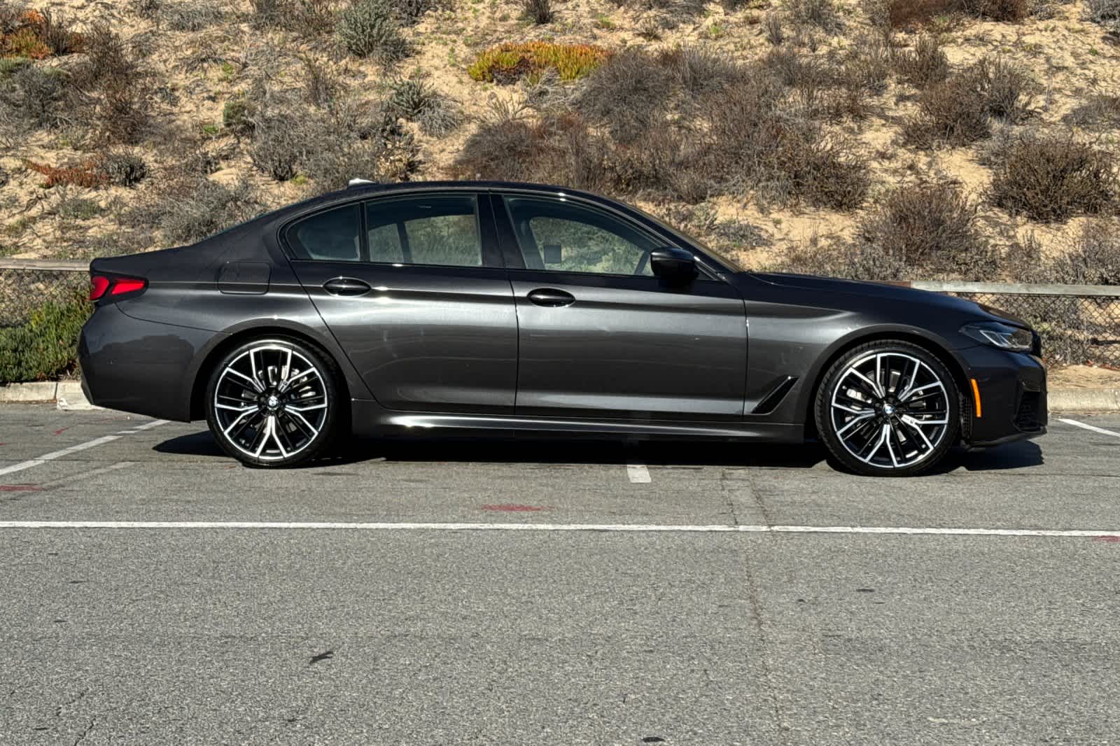 Thumbnail: 2022 BMW 5 Series - 6