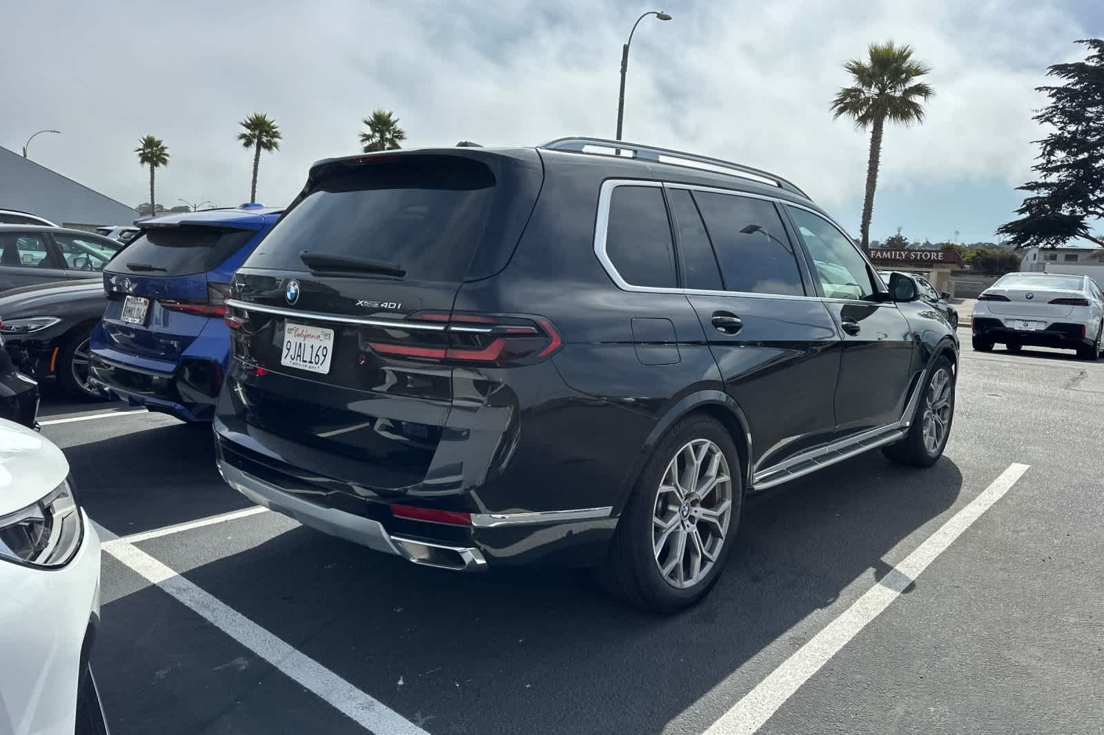 Used 2024 BMW X7 40i with VIN 5UX23EM08R9T88772 for sale in Seaside, CA