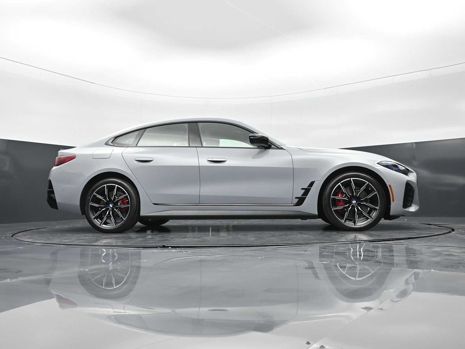 Thumbnail: 2026 BMW i4 - 28