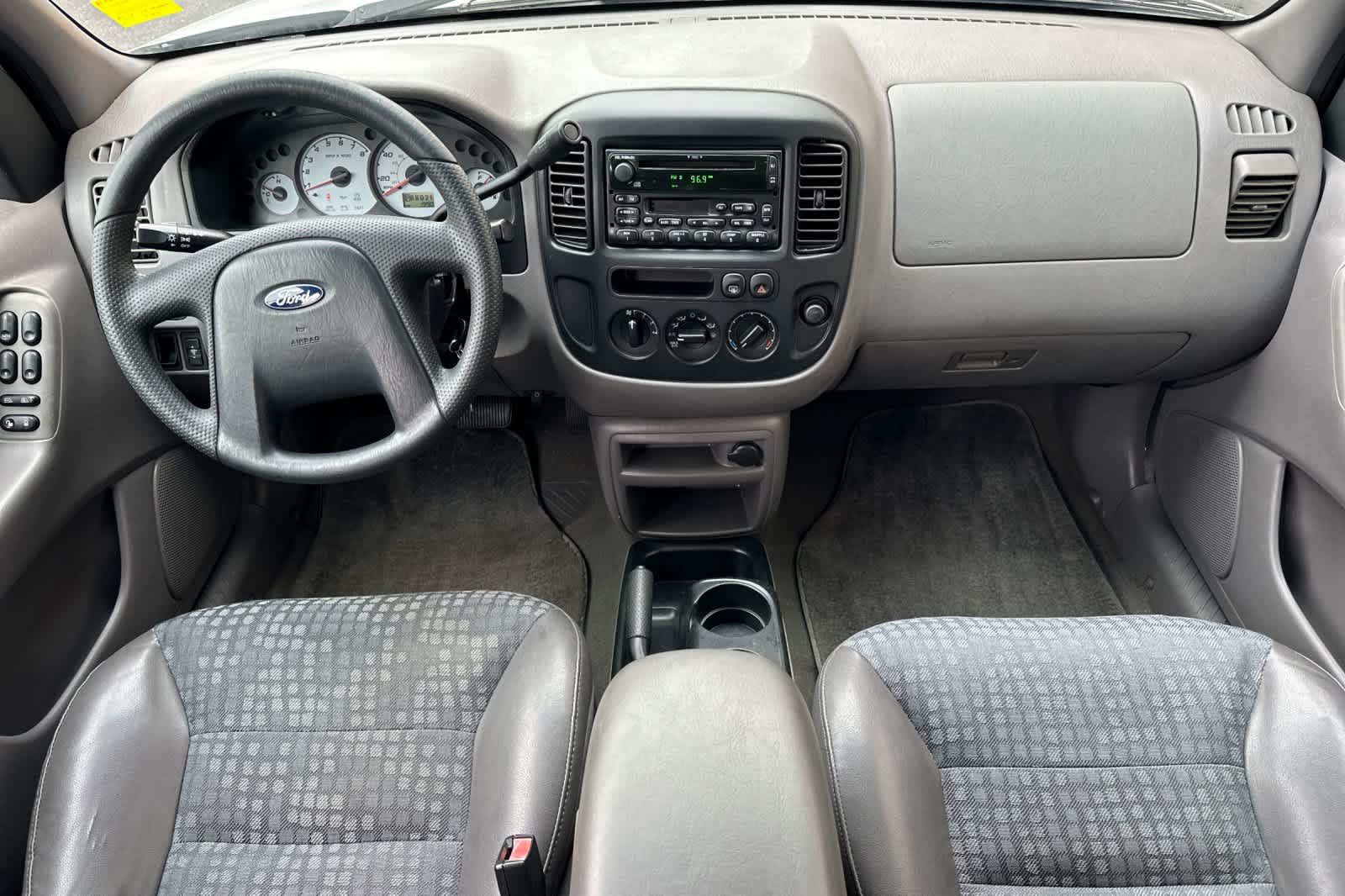 Thumbnail: 2002 Ford Escape - 3