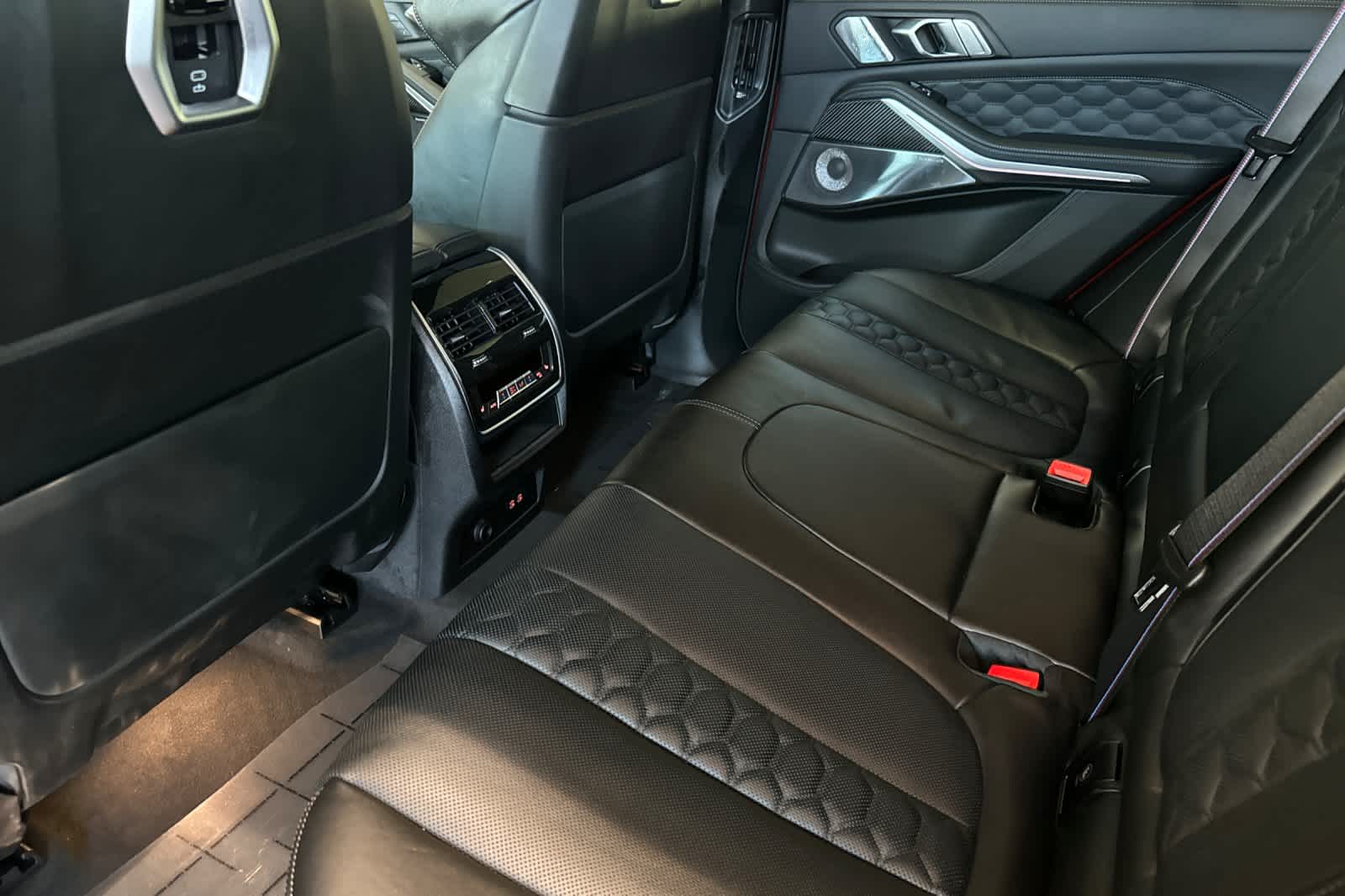 Thumbnail: 2026 BMW X5 - 4