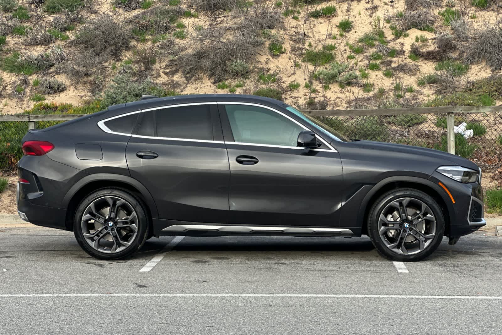 Thumbnail: 2023 BMW X6 - 6