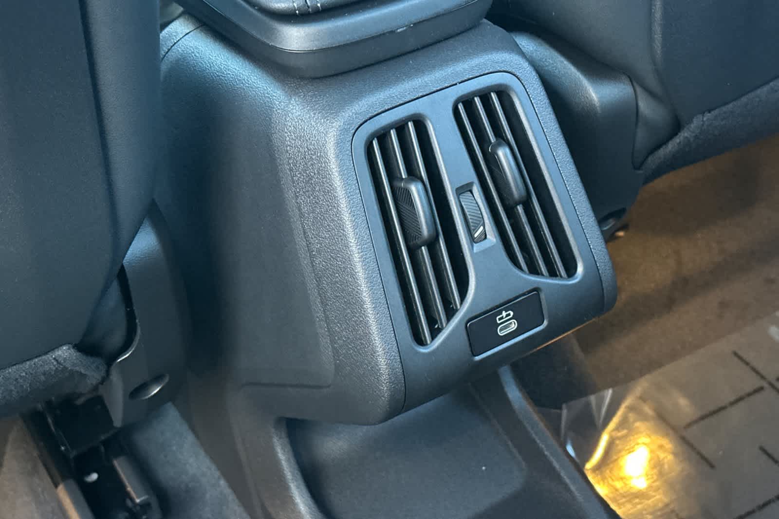 Thumbnail: 2026 BMW X1 - 16