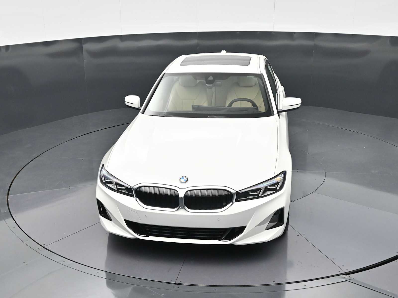 Thumbnail: 2026 BMW 3 Series - 18