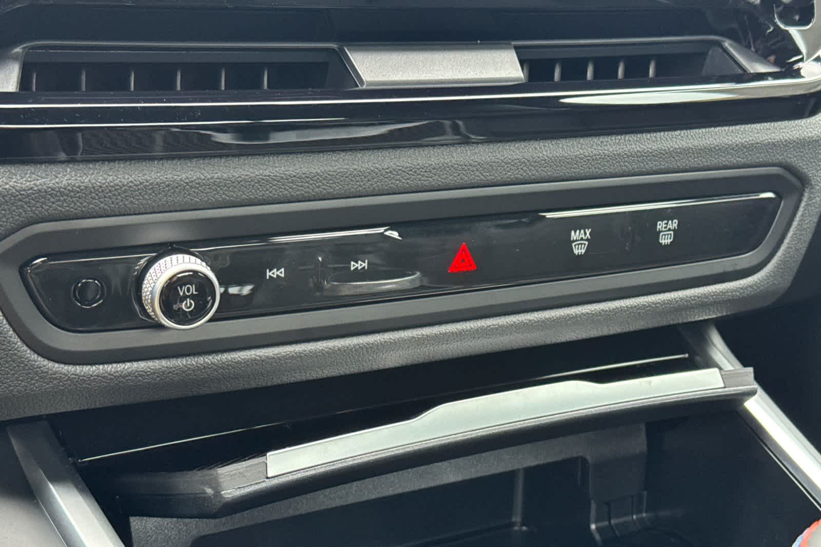 Thumbnail: 2026 BMW M4 - 24