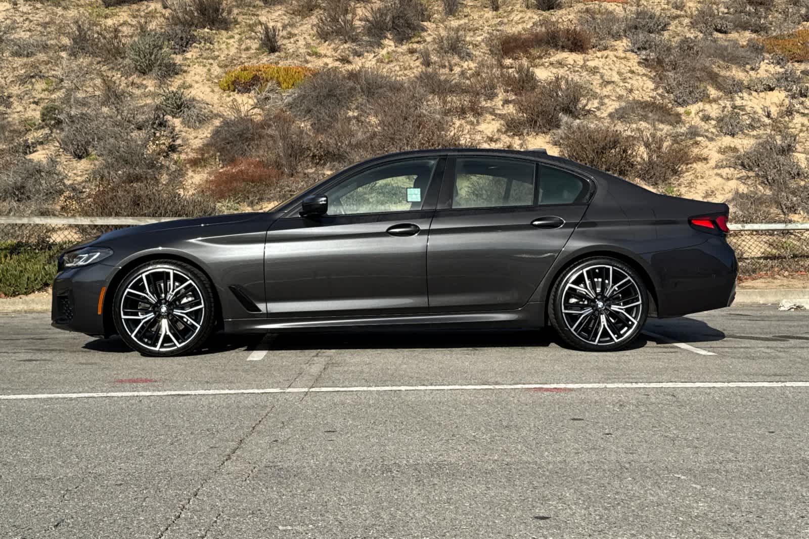 Thumbnail: 2022 BMW 5 Series - 9