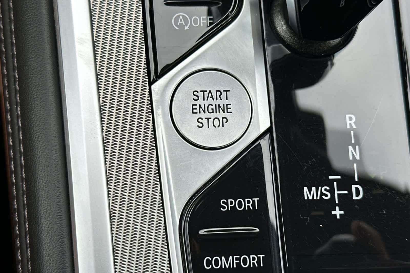 Thumbnail: 2024 BMW 8 Series - 24