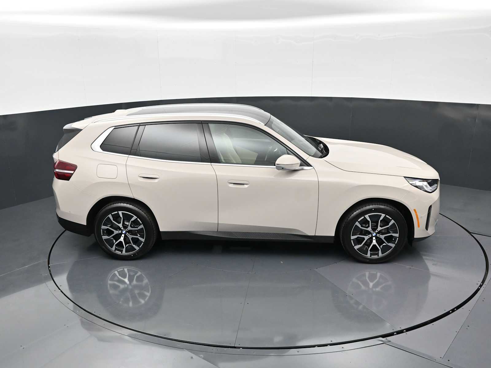 Thumbnail: 2026 BMW X3 - 20