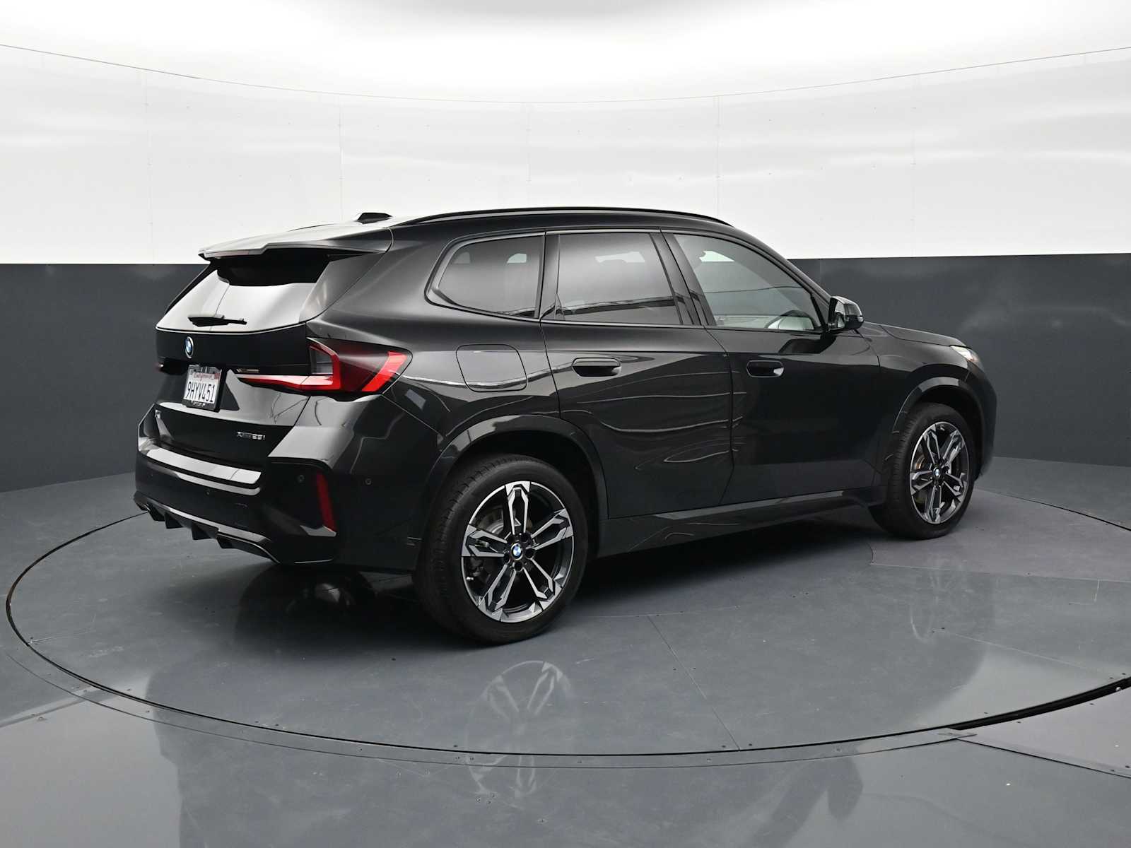 Thumbnail: 2023 BMW X1 - 5