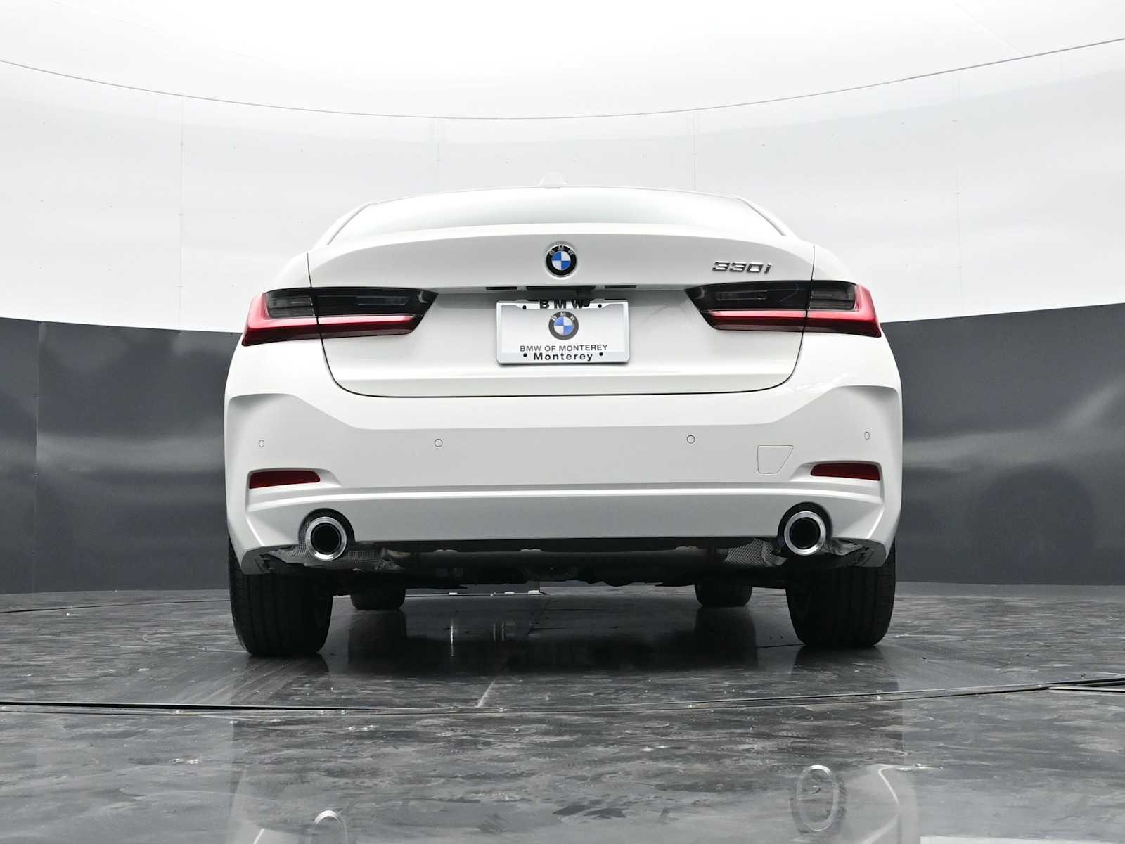 Thumbnail: 2026 BMW 3 Series - 30