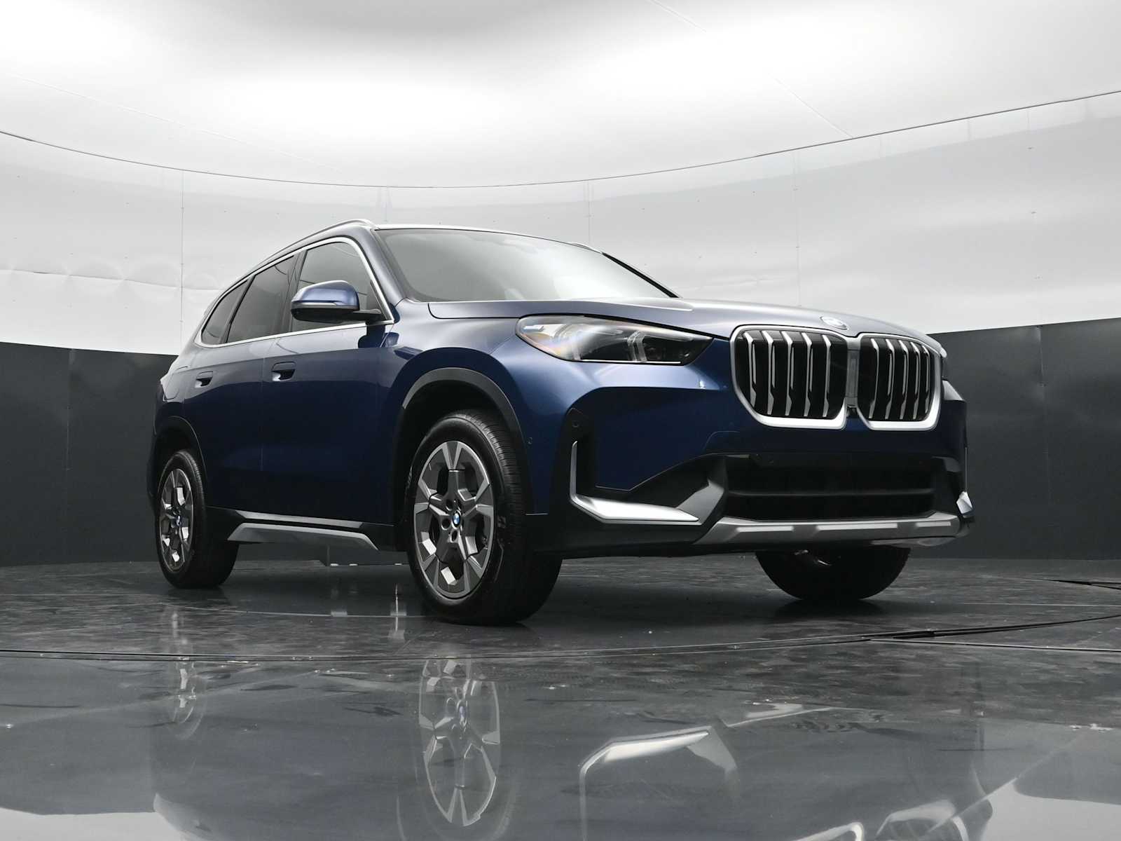 Thumbnail: 2025 BMW X1 - 26