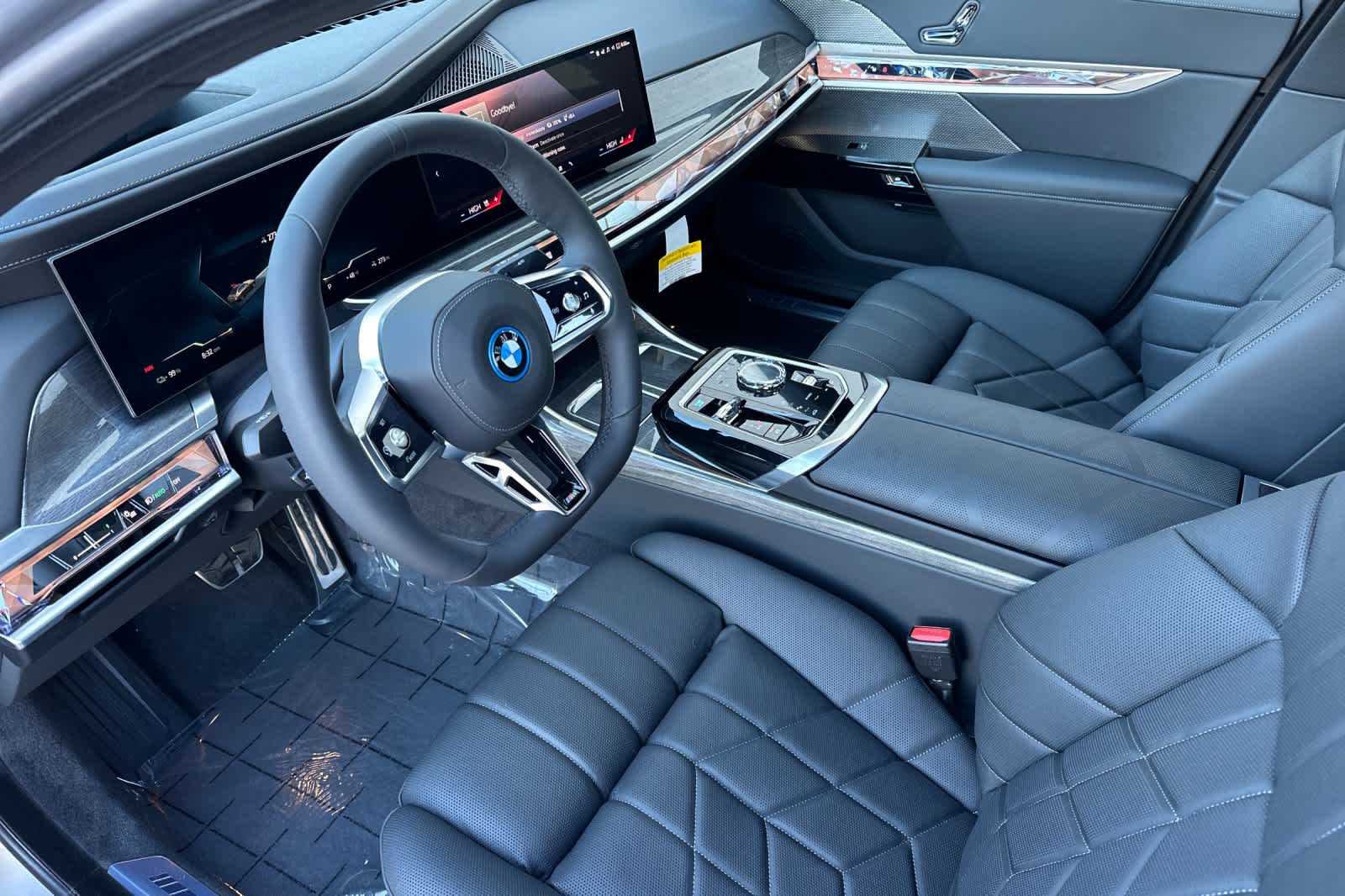 Thumbnail: 2025 BMW i7 - 12
