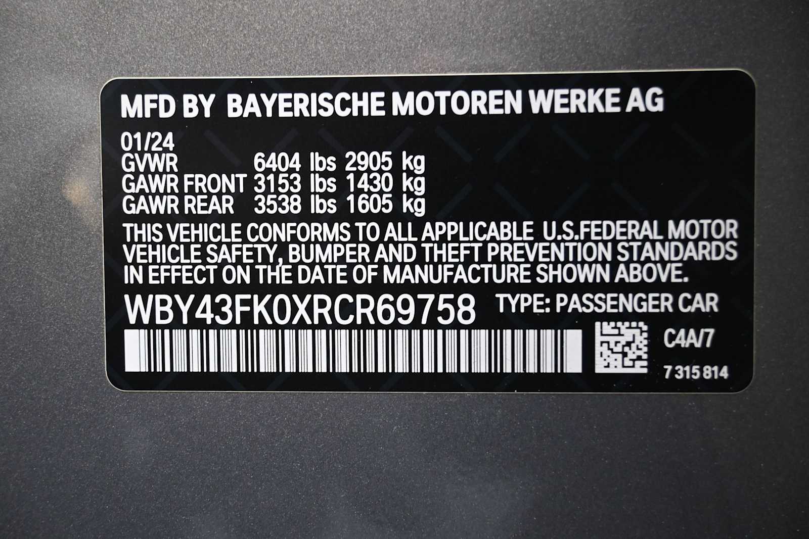 2024 BMW i5 M60 - Photo 11