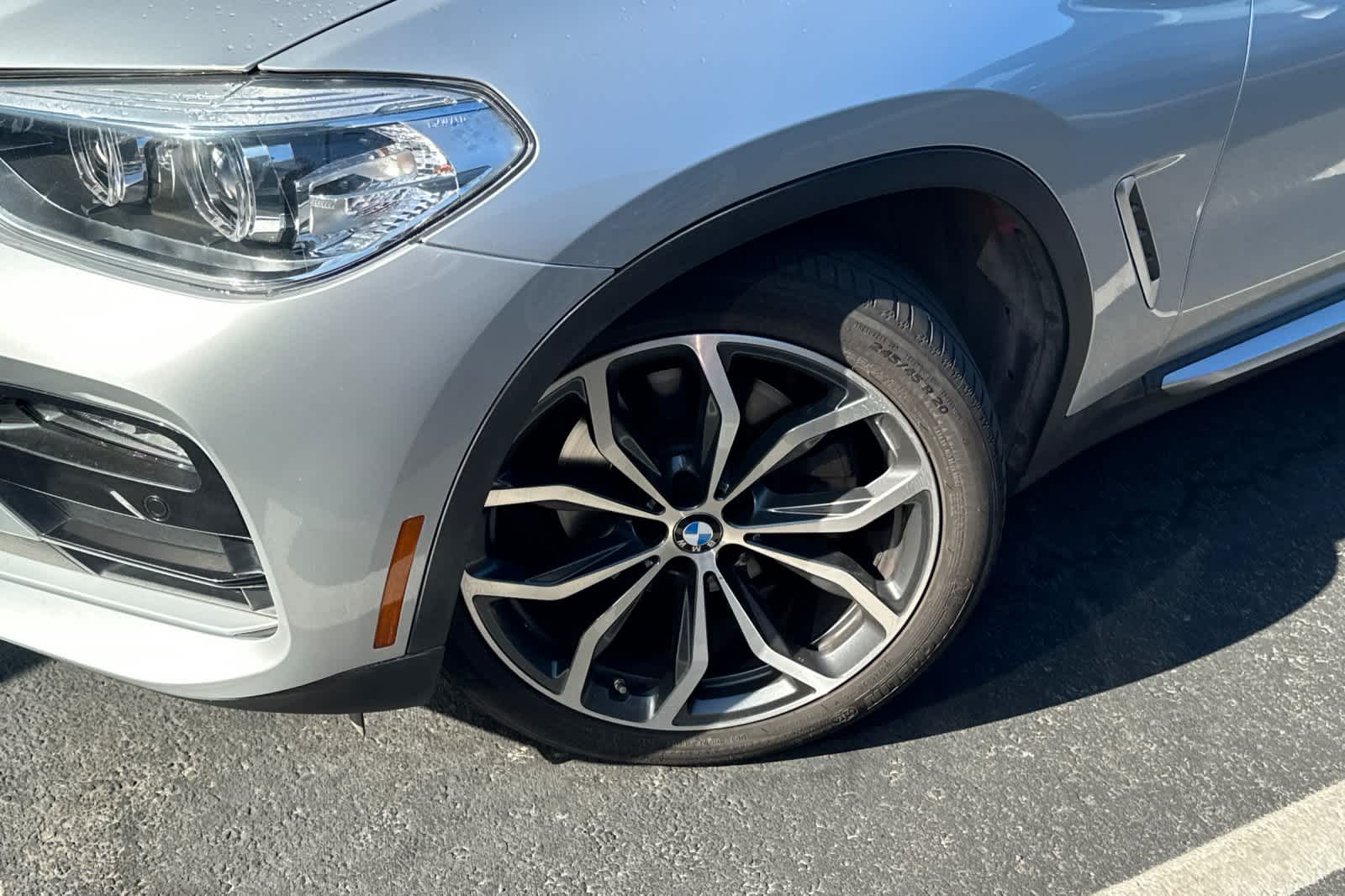 Thumbnail: 2021 BMW X4 - 21