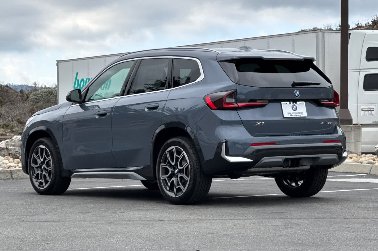 Thumbnail: 2026 BMW X1 - 6