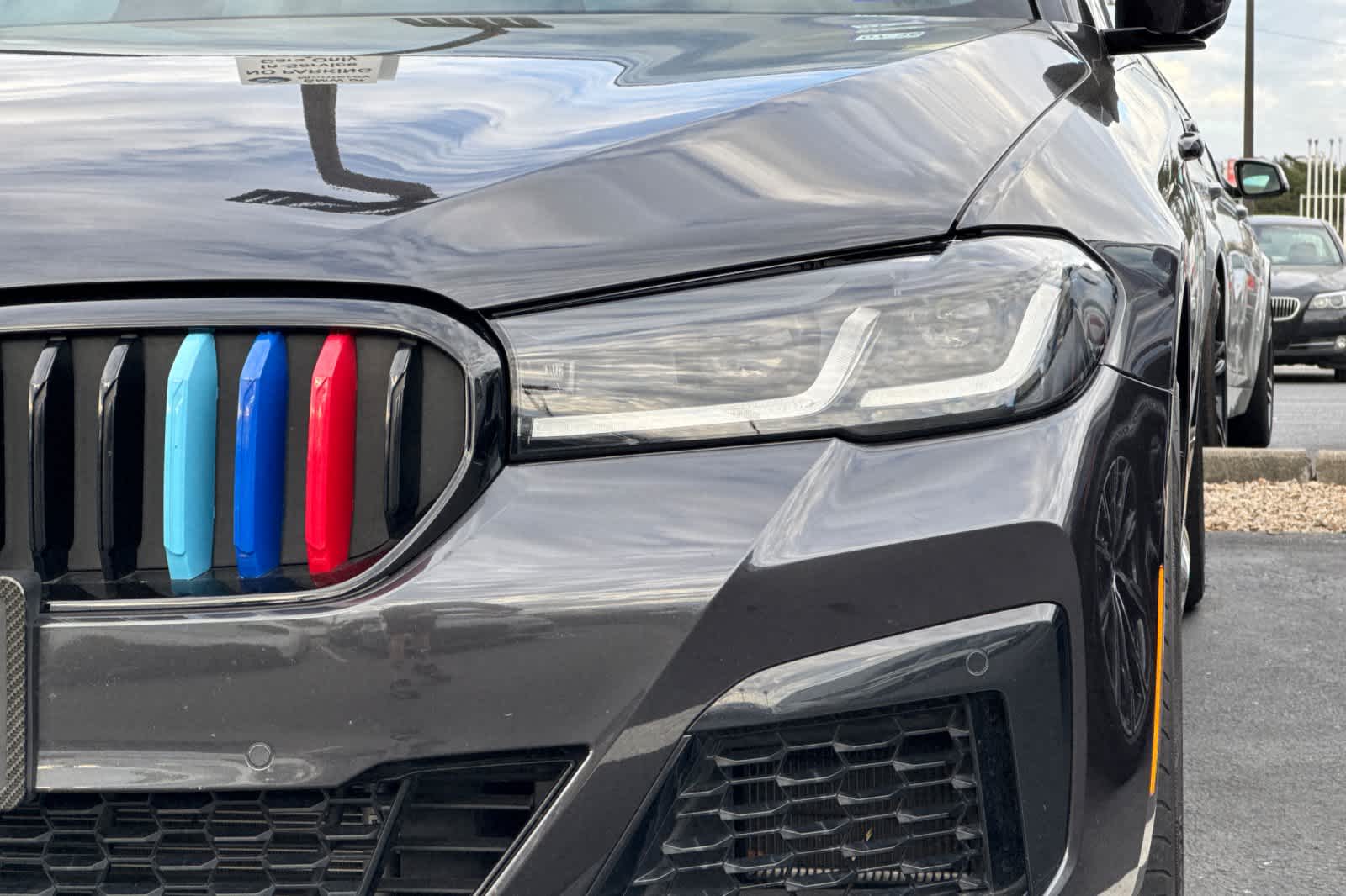 Thumbnail: 2021 BMW 5 Series - 10