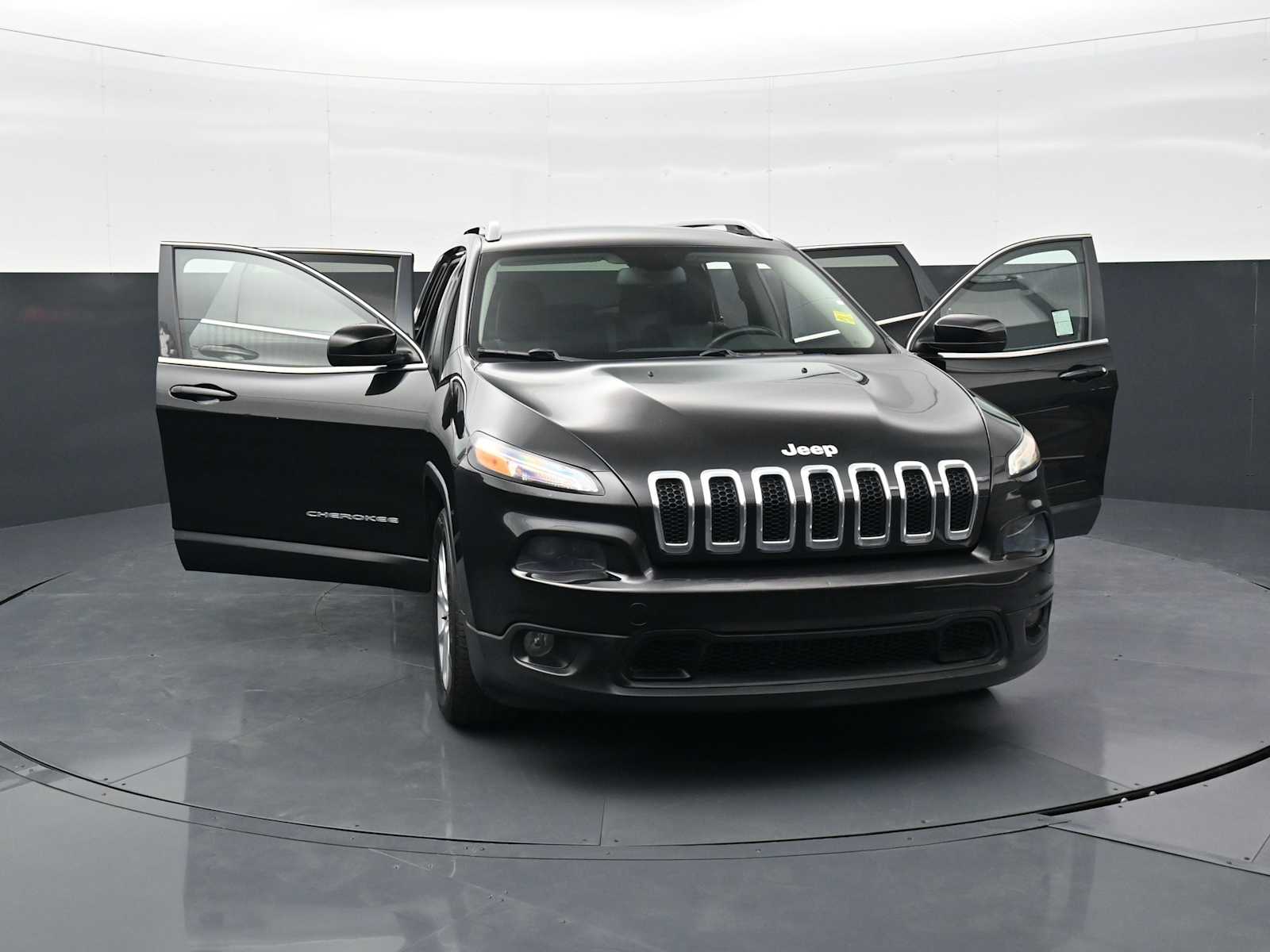 Thumbnail: 2014 Jeep Cherokee - 30