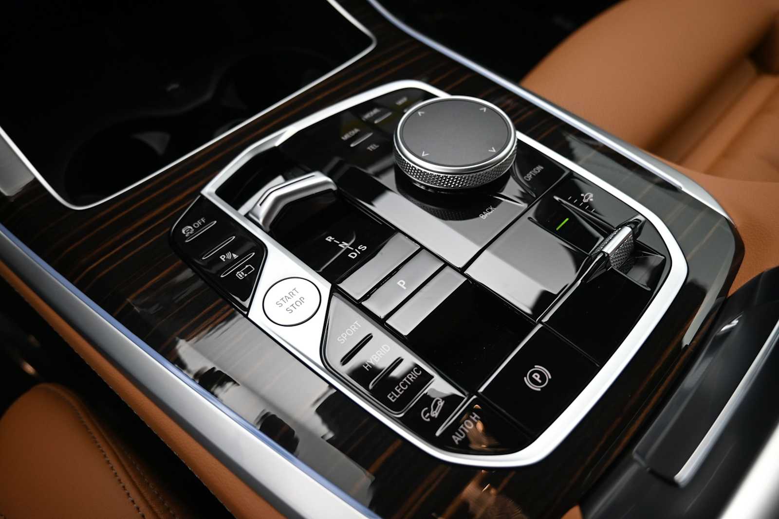 Thumbnail: 2026 BMW X5 - 12