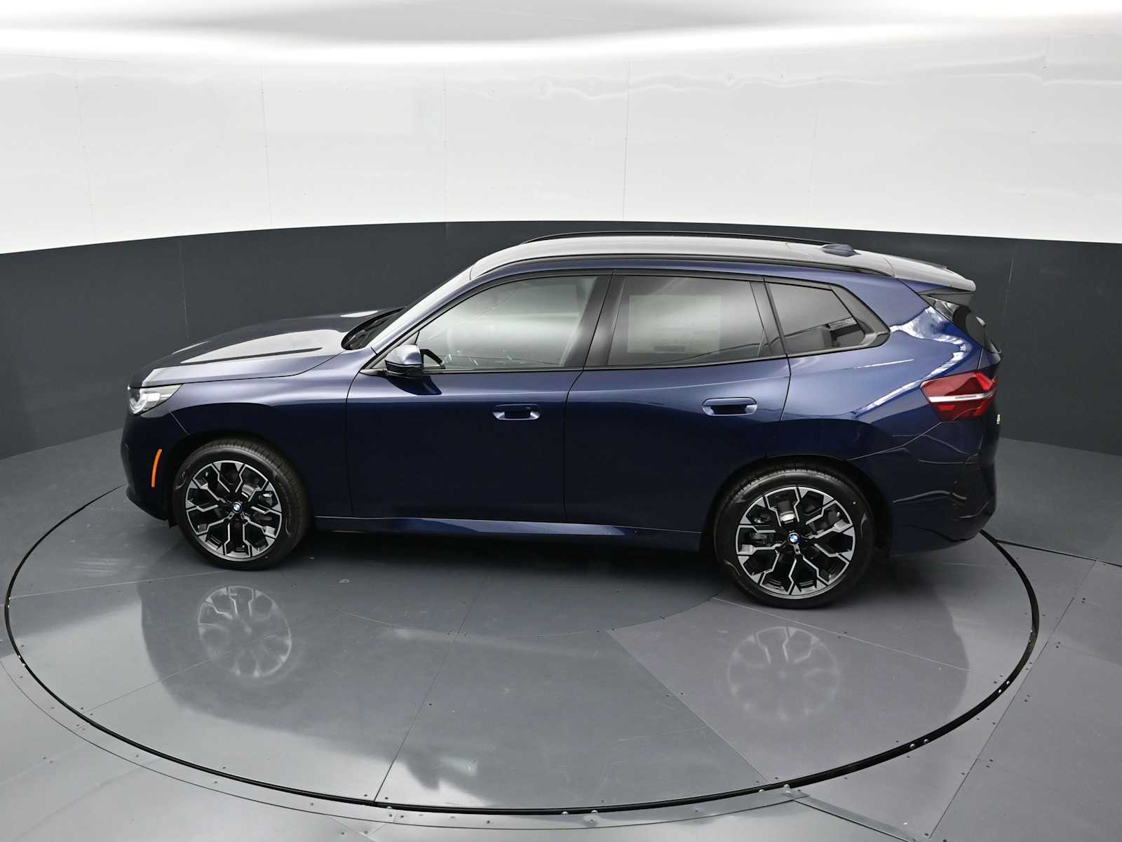 Thumbnail: 2026 BMW X3 - 24