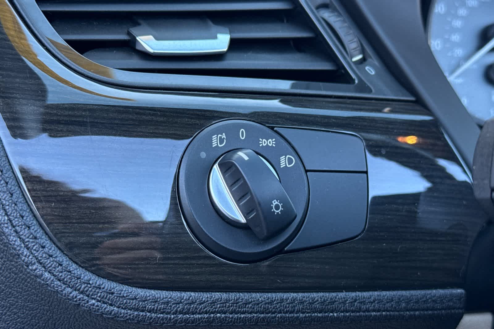 Thumbnail: 2015 BMW Z4 - 28