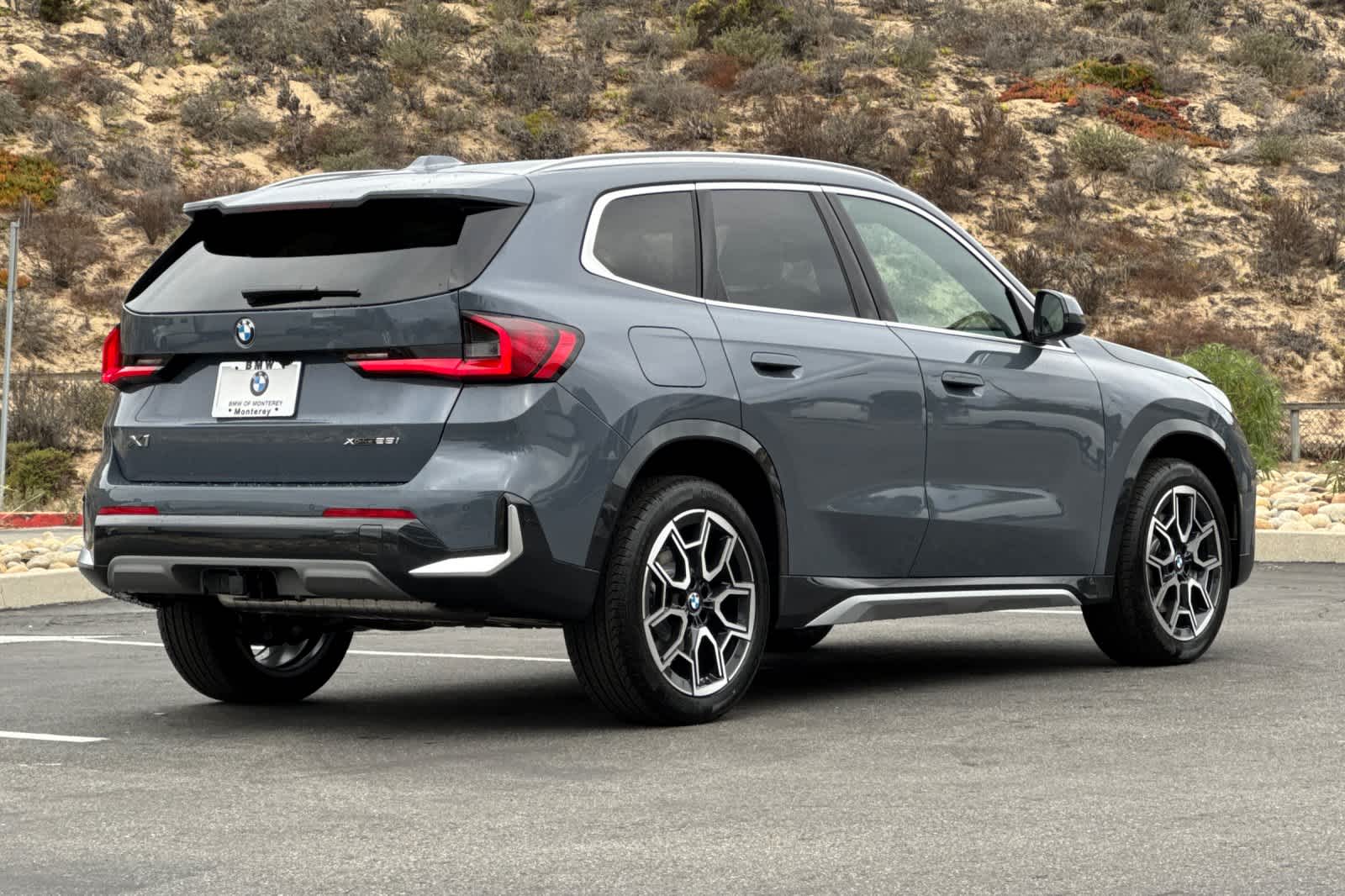 Thumbnail: 2026 BMW X1 - 2