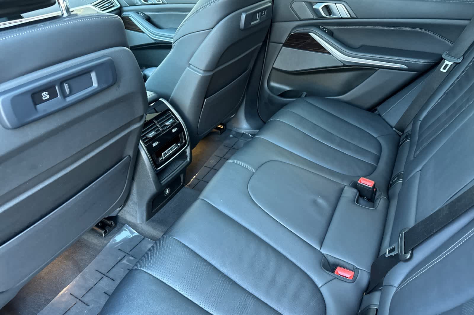 Thumbnail: 2021 BMW X5 - 4