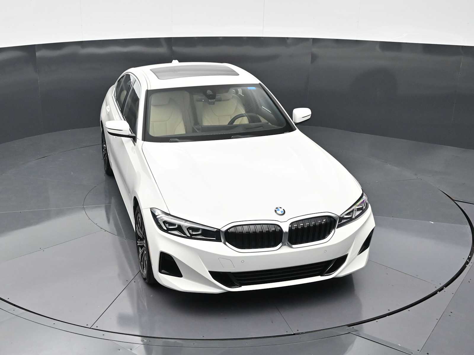 Thumbnail: 2026 BMW 3 Series - 19