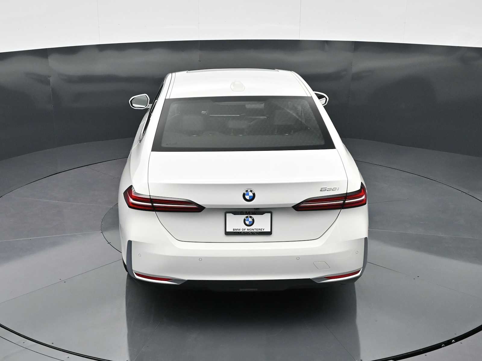 Thumbnail: 2026 BMW 5 Series - 19