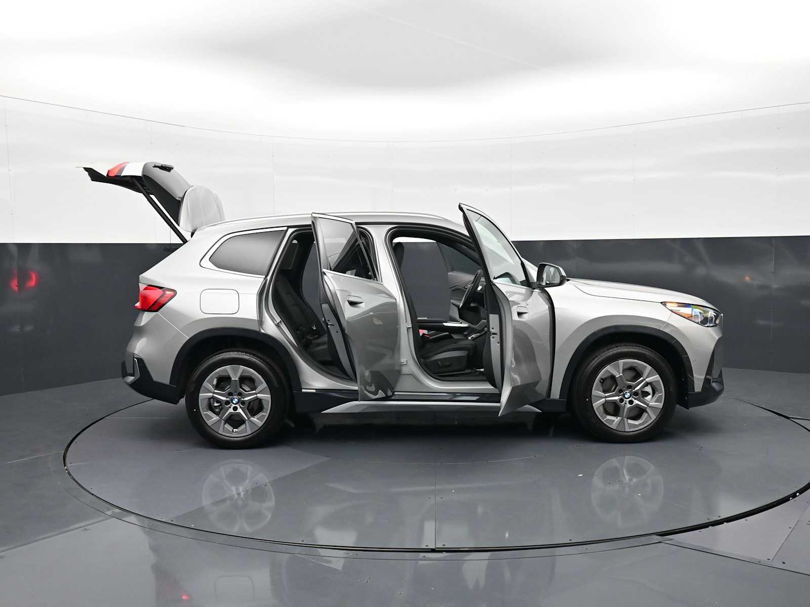Thumbnail: 2026 BMW X1 - 35