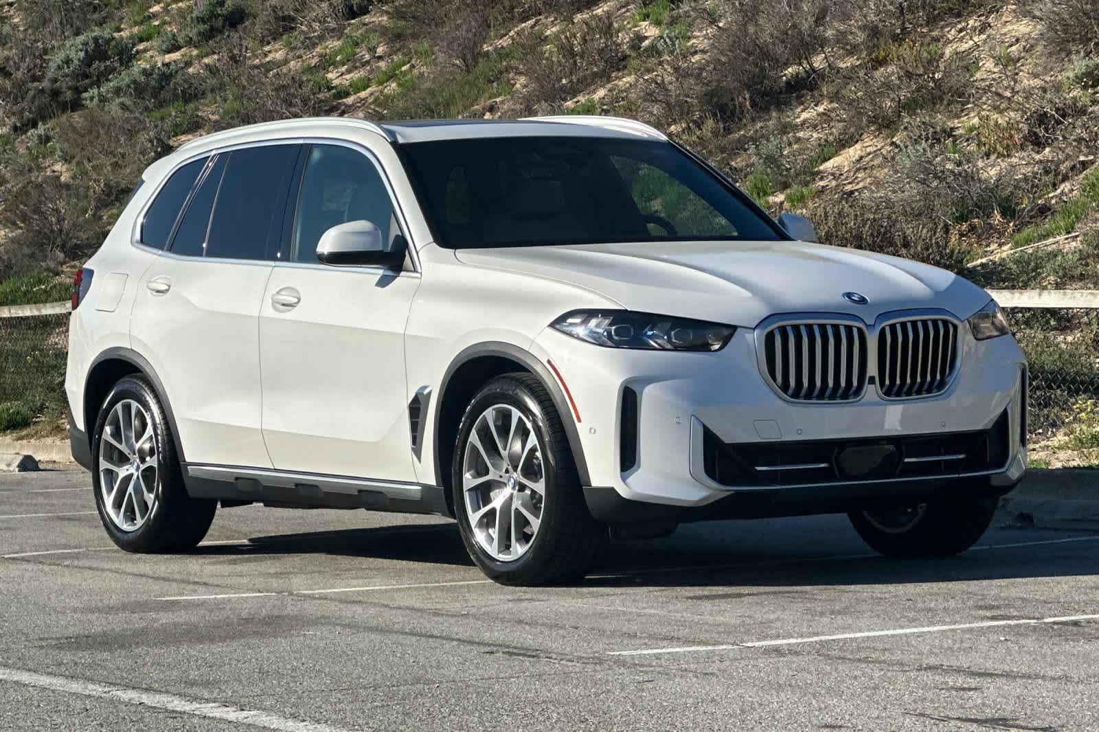 Thumbnail: 2026 BMW X5 - 9