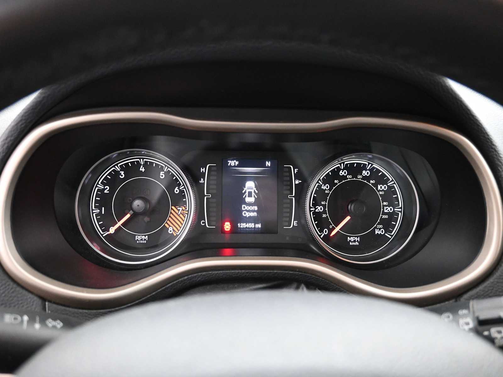 Thumbnail: 2014 Jeep Cherokee - 9