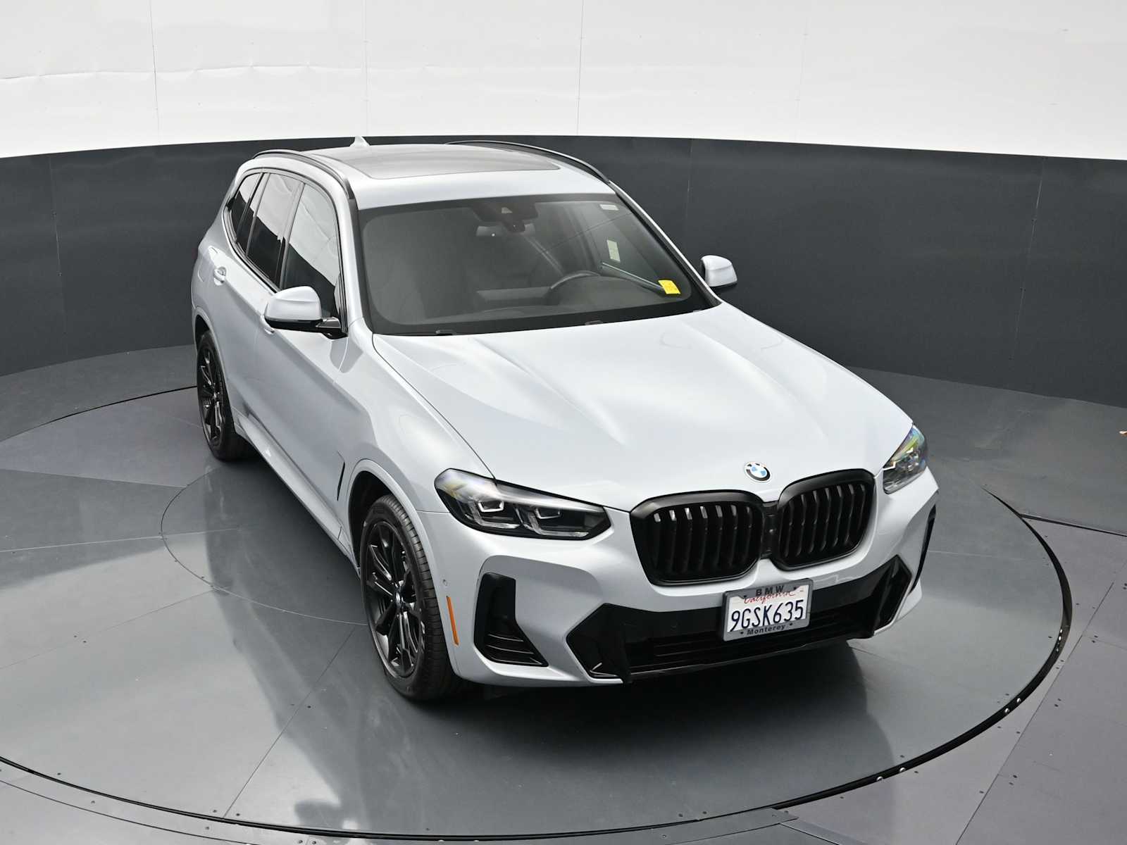 Thumbnail: 2023 BMW X3 - 18