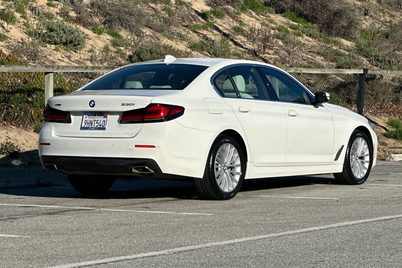 Thumbnail: 2023 BMW 5 Series - 2