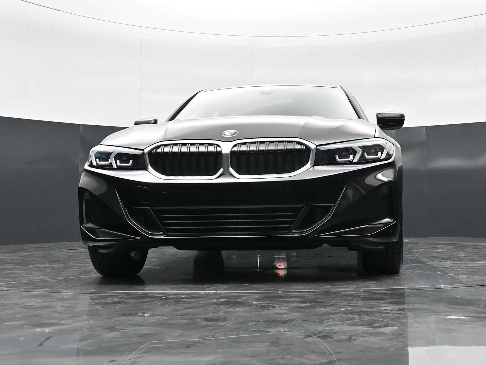 Thumbnail: 2024 BMW 3 Series - 26