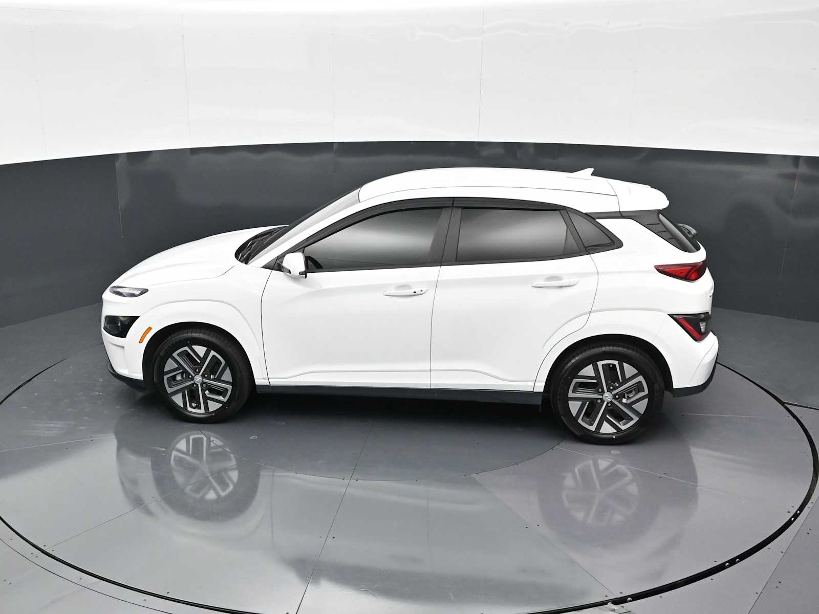 Thumbnail: 2023 Hyundai Kona - 23
