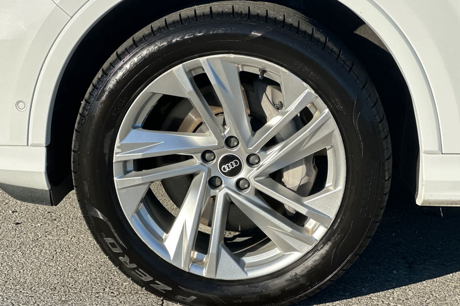 Thumbnail: 2022 Audi Q7 - 31